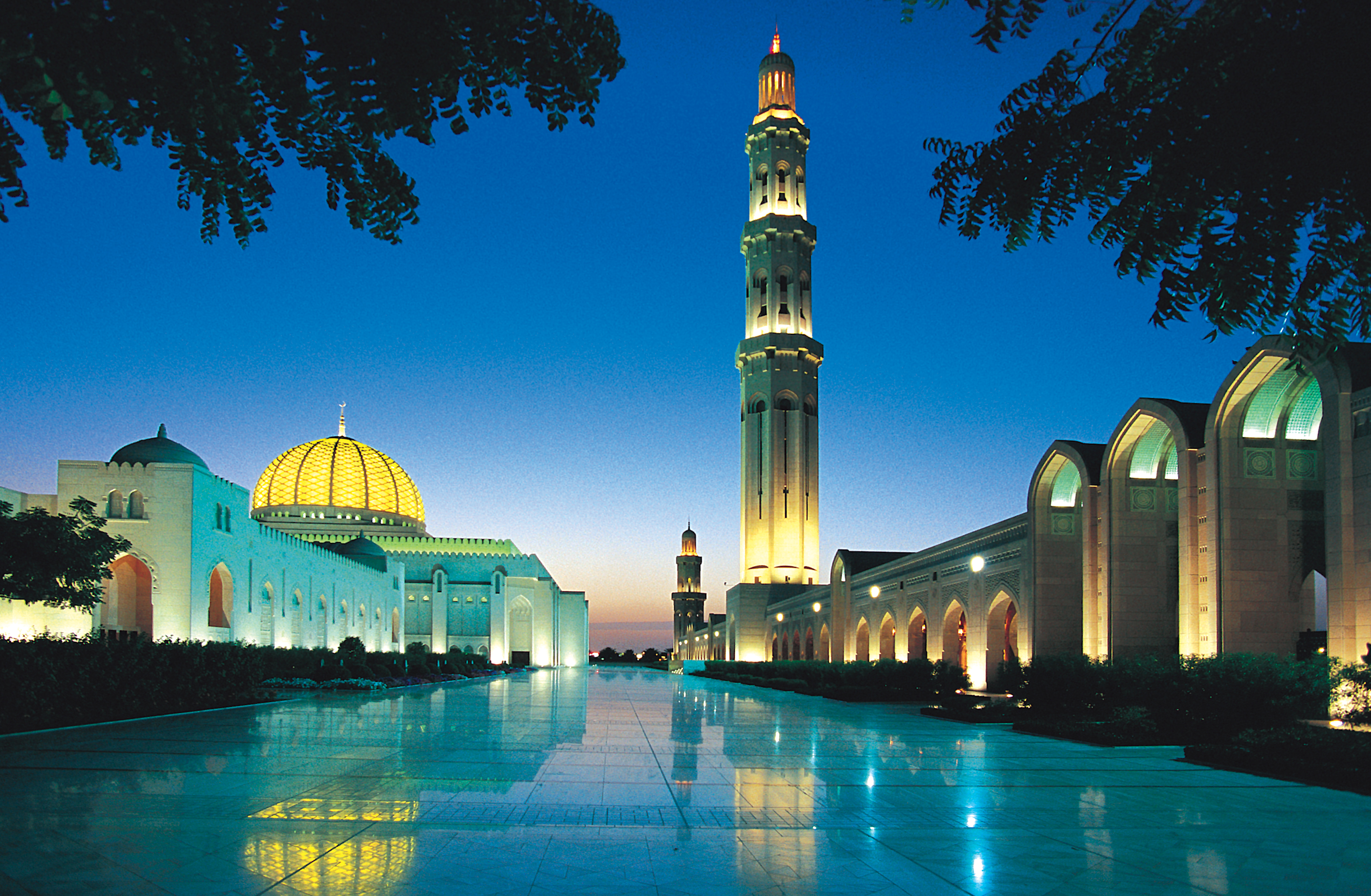 Оман что за страна. Мечеть Султана Кабуса Маскат. Оман. Государство султанат Оман. Султанат Оман столица.