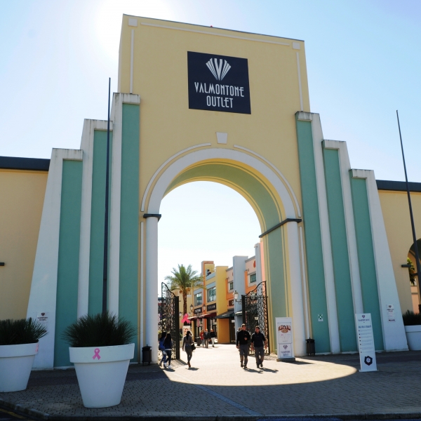 Valmontone Outlet rinforza il dipartimento turismo e sceglie AIGO per incrementare il traffico